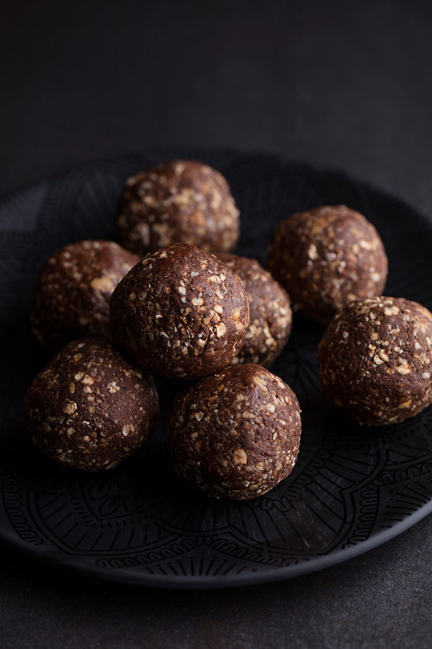 Bone broth chocolate peanut protein balls